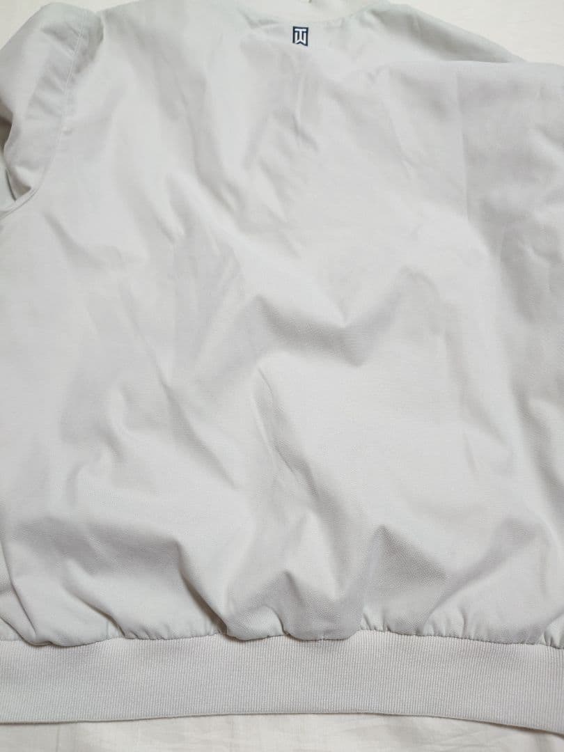 ナイキ タイガーウッズ ハーフジップ プルオーバー