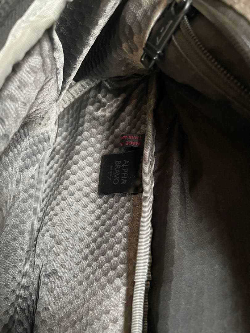 トゥミ TUMI アルファ ブラボー ブラック 232399Dボディバッグ