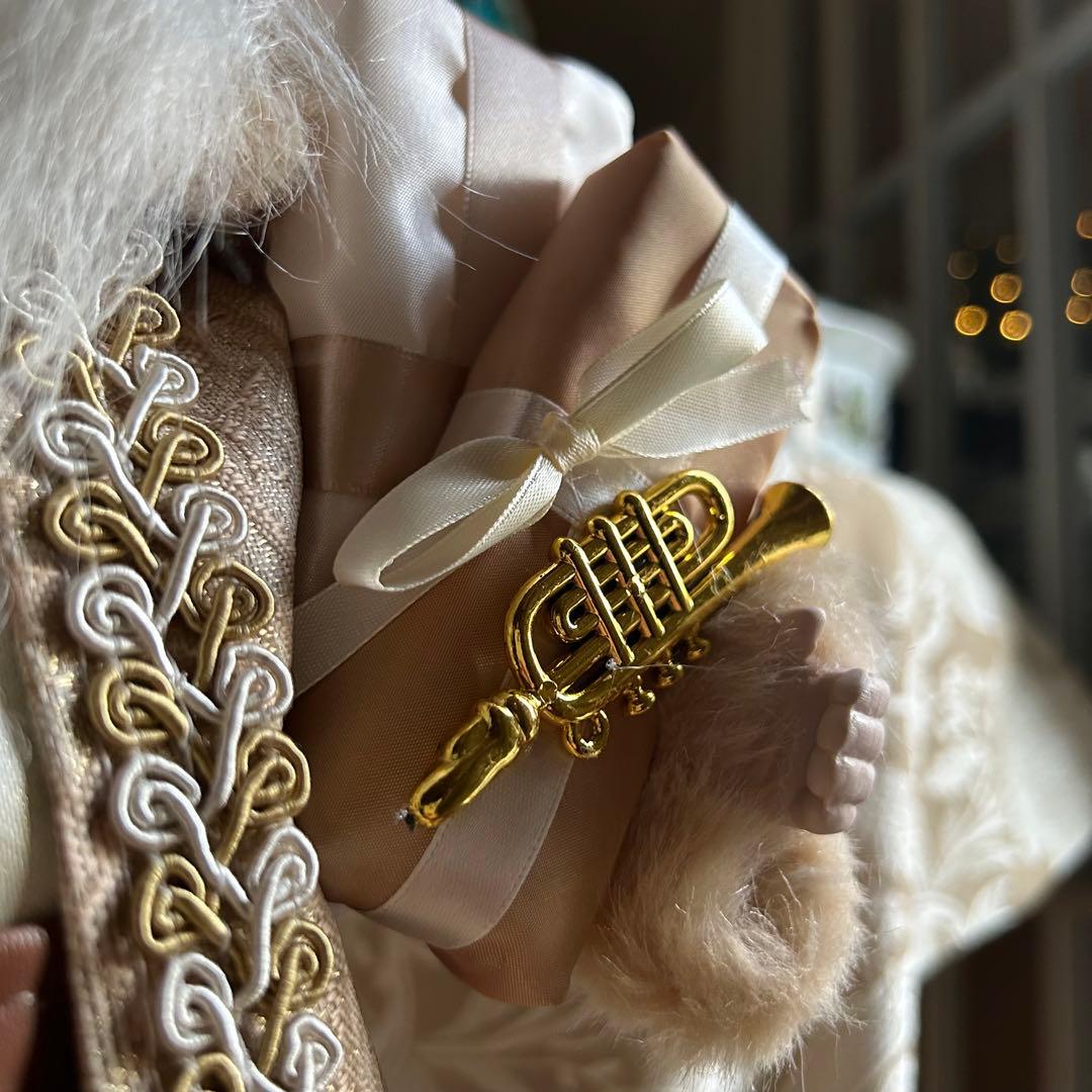 フレンチエレガントꕤ.。ゴールドとパールが奏でる大人のサンタクロースドール