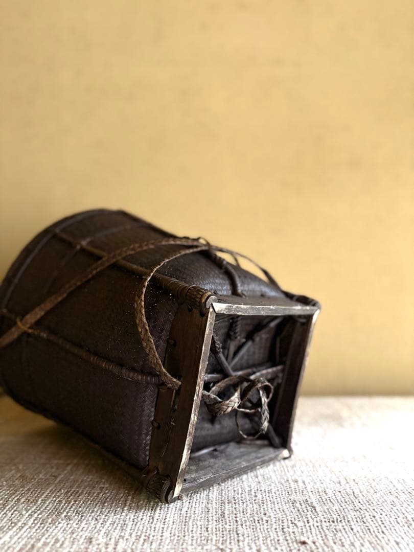 ラオス山岳民族の収穫収納籠 【希少な手編み竹籠】生活道具 古道具 伝統工芸品