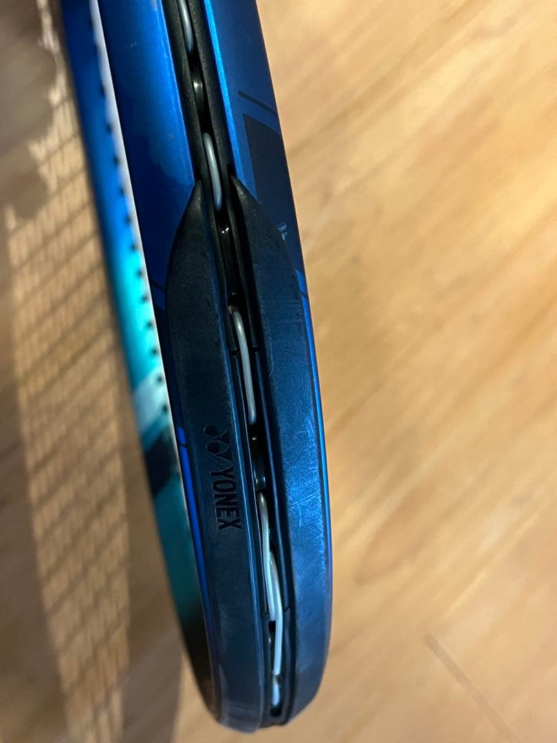 YONEX EZONE 100L 硬式テニスラケット