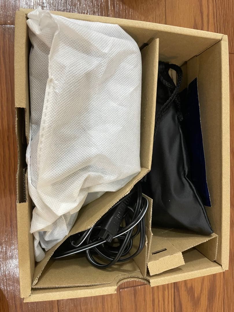 小*ん様 ラムダッシュPROメンズシェーバー5枚刃 洗浄器付きシルバー ES-L