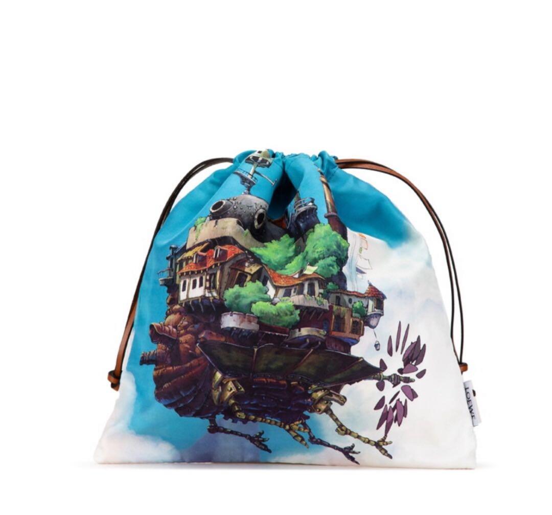 LOEWE ×ハウルの動く城 ドローストリングポーチ