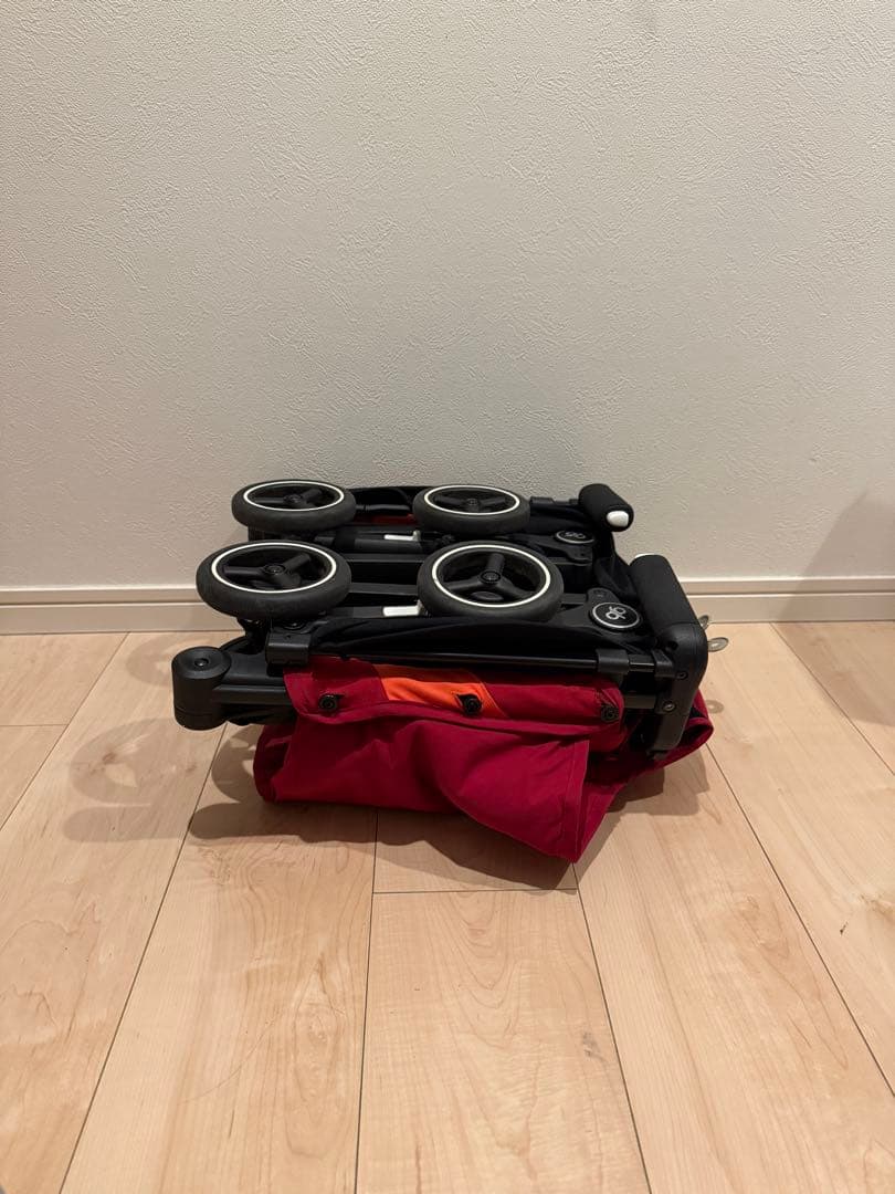 Cybex gb ポキットプラス　オールテレイン　サイベックス　コンパクト