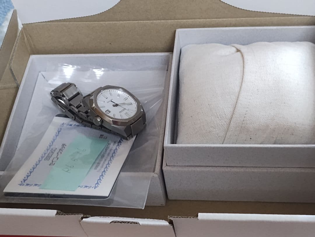 SEIKOアストロン腕時計