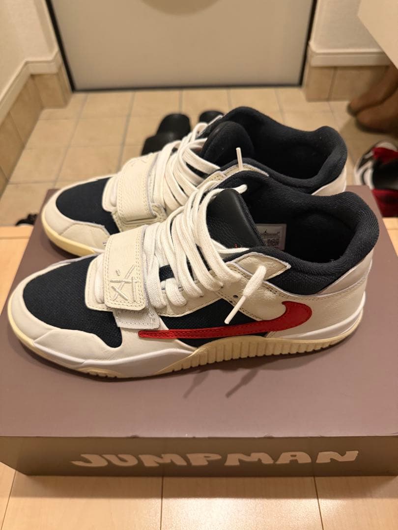 靴 travis jumpman jack red 27.5