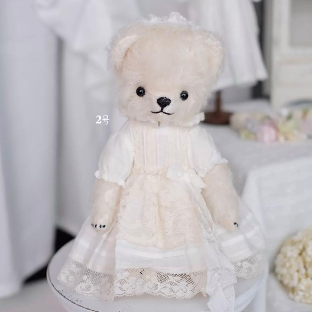 優しい白熊さん アーティストベア 海外作家様 ぬいぐるみ ハンドメイド