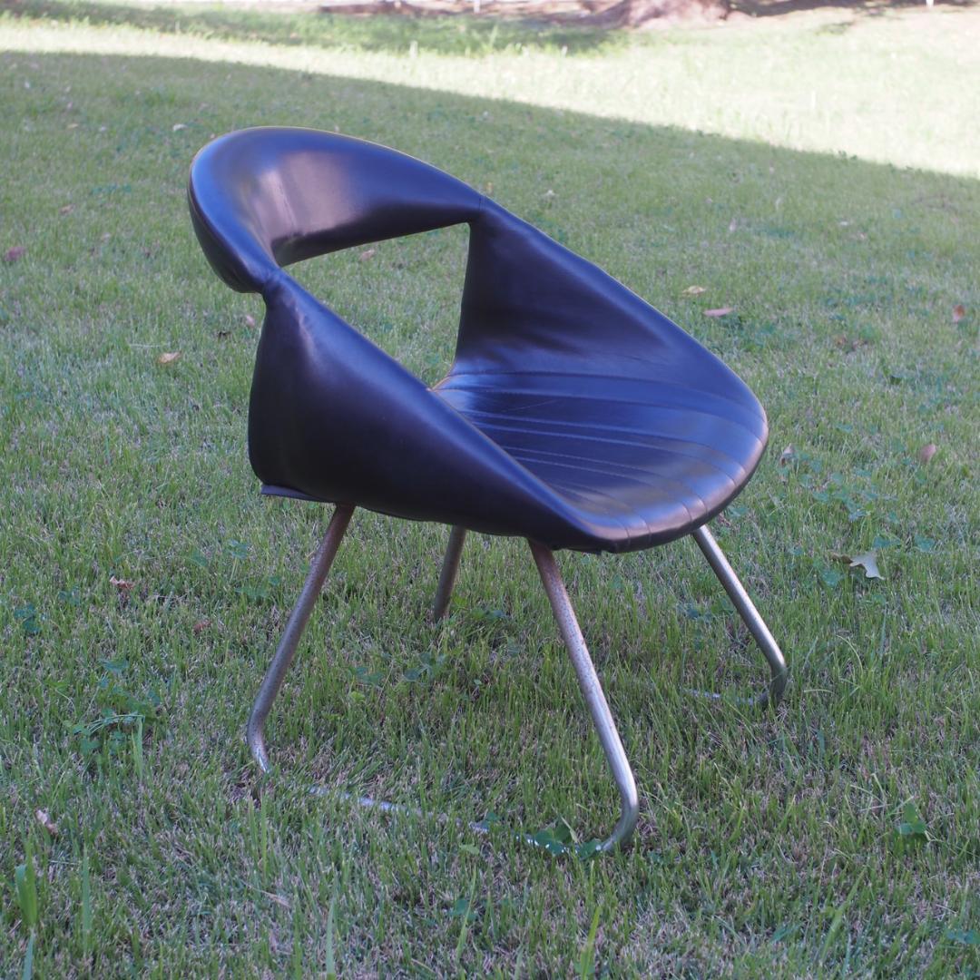 ①ラウンジチェア 黒 ミッドセンチュリー 昭和レトロ