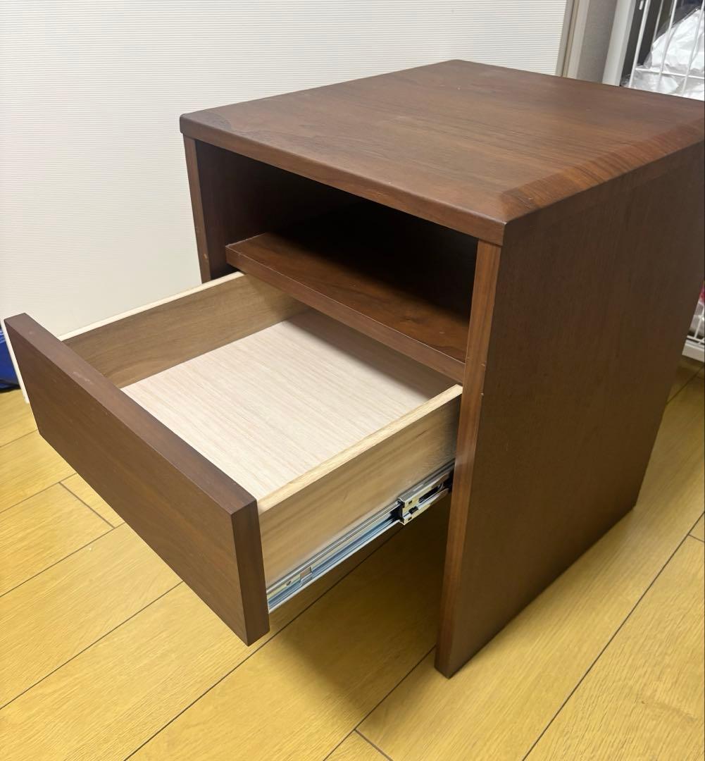 ドリームベッド　ナイトテーブル　机　テーブル