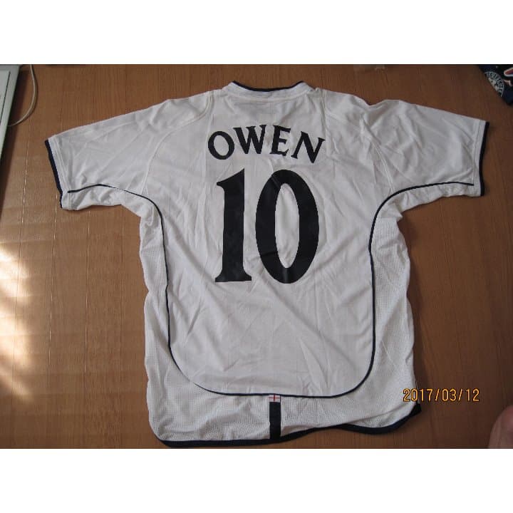 元イングランド代表 マイケル・オーウェン代表 ユニフォーム
