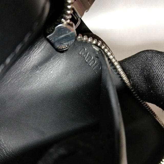 たかし様　ラウンドファスナー財布 二つ折り モノグラム グラセ メンズ