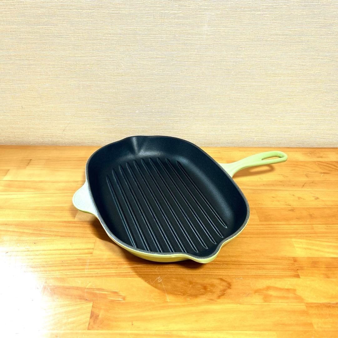 ルクルーゼ　オーバルスキレット　スキレット　グリル　32cm キウイ
