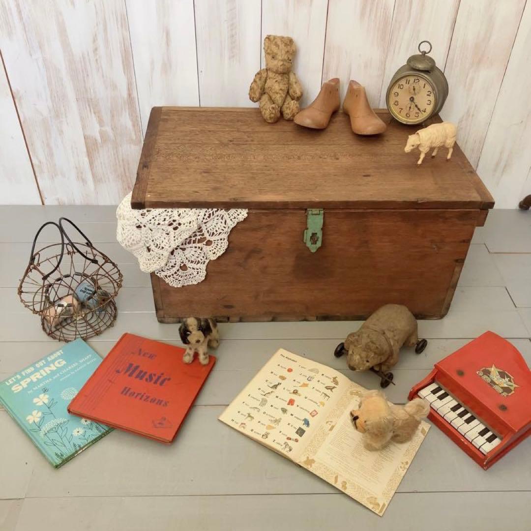 アンティーク　蓋付き　木箱　おもちゃ箱　ローテーブル
