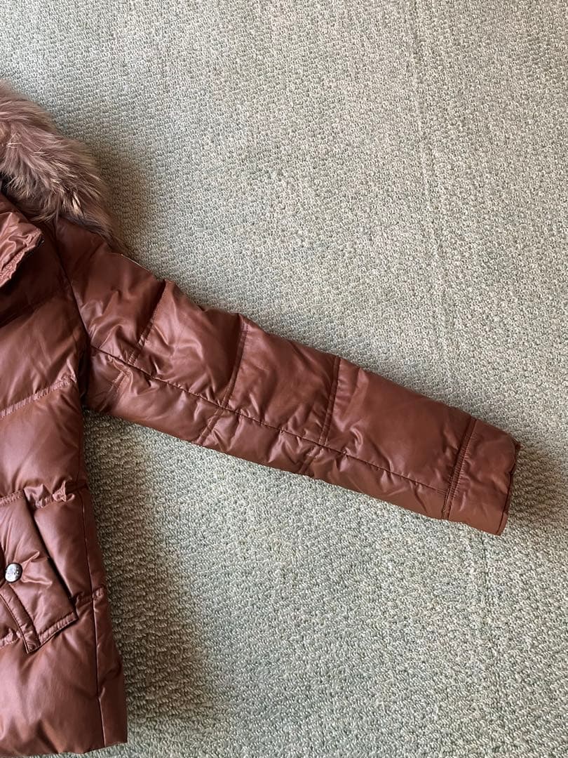 バーバリーブルーレーベル ダウンジャケット