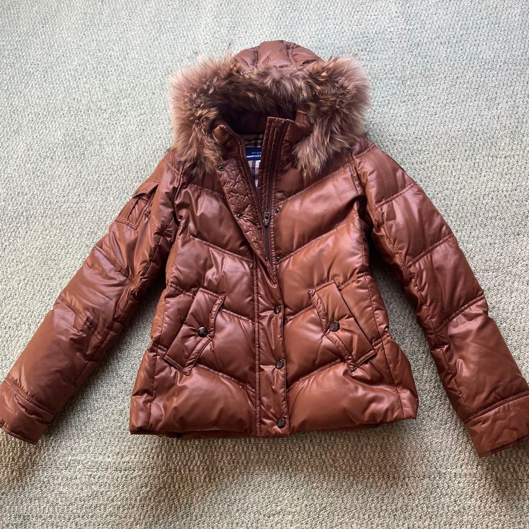 バーバリーブルーレーベル ダウンジャケット