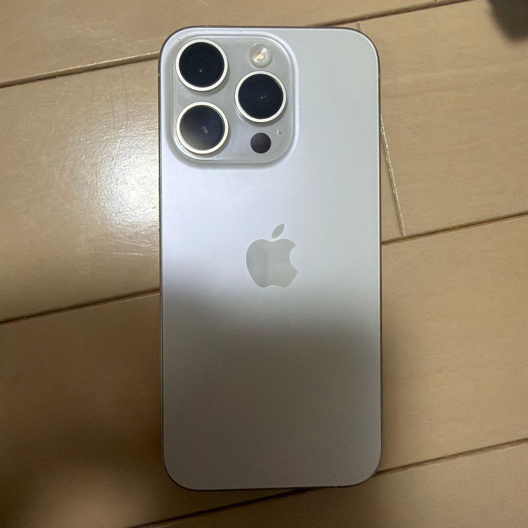 iPhone15pro ホワイト 256GB