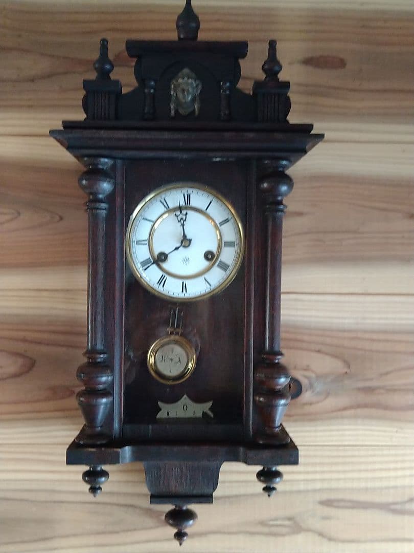 ユーハンス柱時計