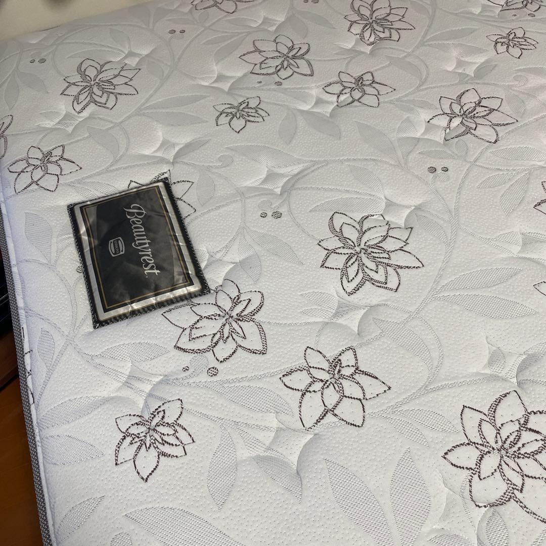 シモンズダブルサイズマットレス