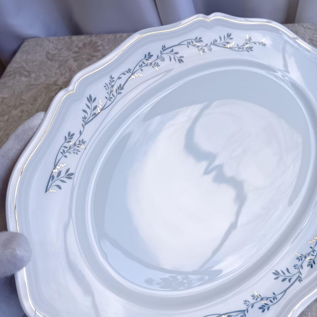 ヴァンクリーフ &アーペル 皿 ヴァンクリ オーバルプレート 大皿 未使用 箱付