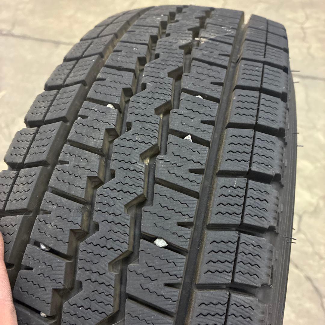 【Sound space 】ハイエース　スタッドレス195/80R15