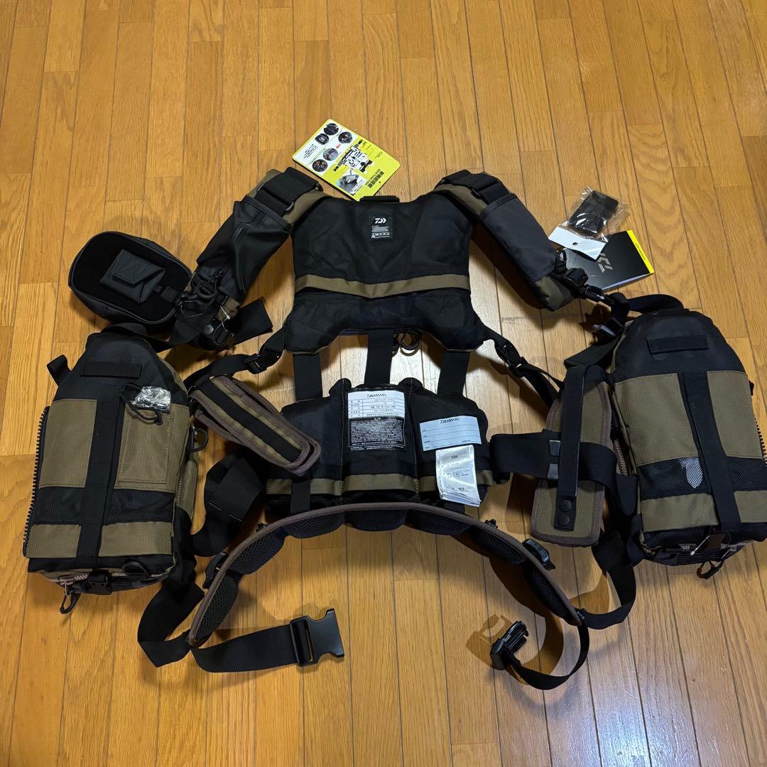 ダイワ ベンチクール ゲームベストV DF-6122 ※新品未使用※