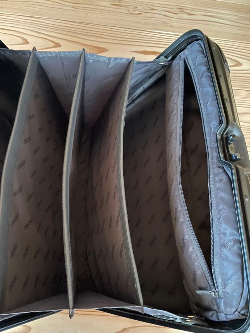 リモワ トパーズ ステルス 2輪 RIMOWA TOPAS マットブラック