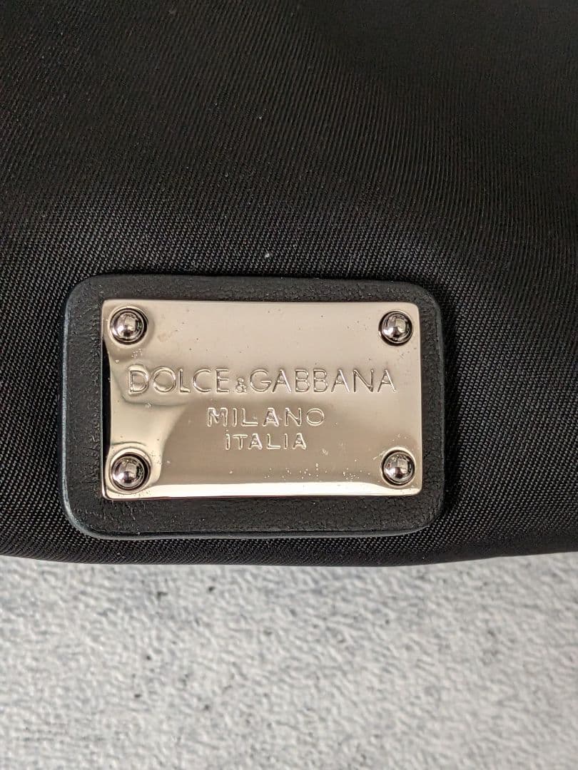 DOLCE＆GABBANA ドルチェ＆ガッバーナ 黒ボディバッグ ウエストバッグ