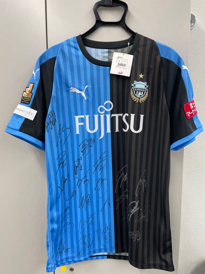 川崎フロンターレ 2018全選手サイン入り オーセンティックユニフォーム