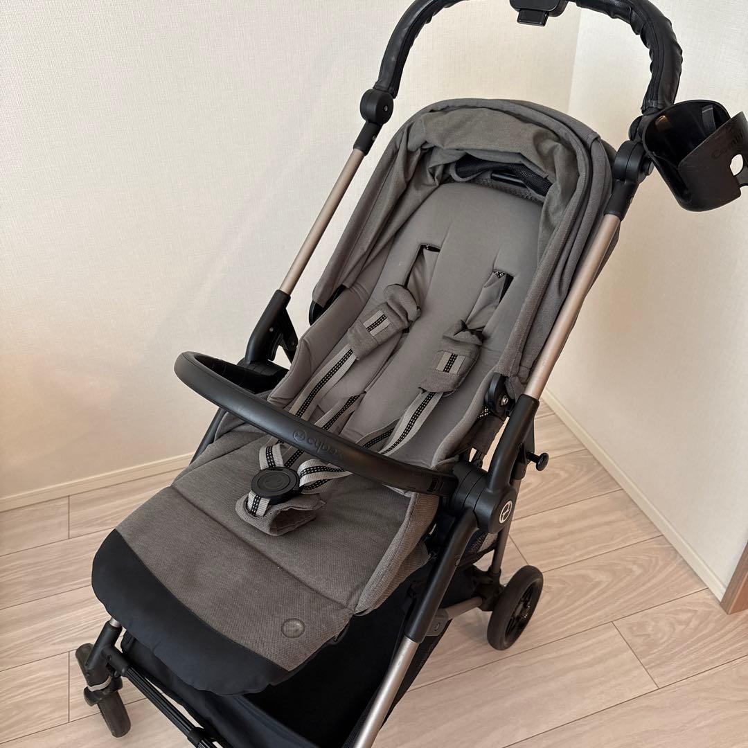 サイベックス　グレー 折りたたみ式 ベビーカー 日よけ付き　AB型