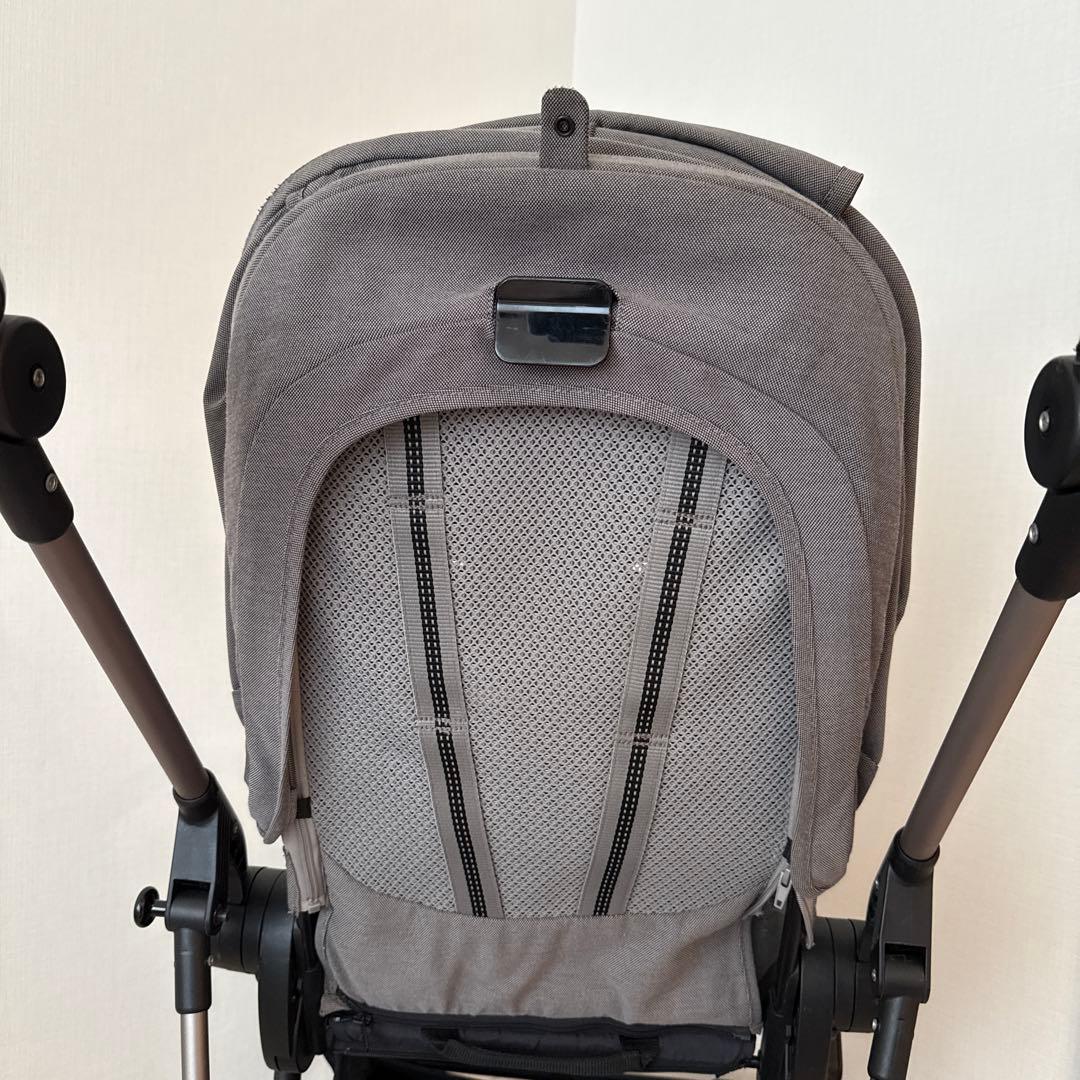 サイベックス　グレー 折りたたみ式 ベビーカー 日よけ付き　AB型