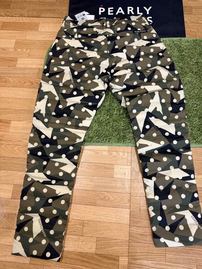 ¥90,200新品パーリーゲイツ中綿セットアップ撥水保温防水ブルゾンパンツ真冬に