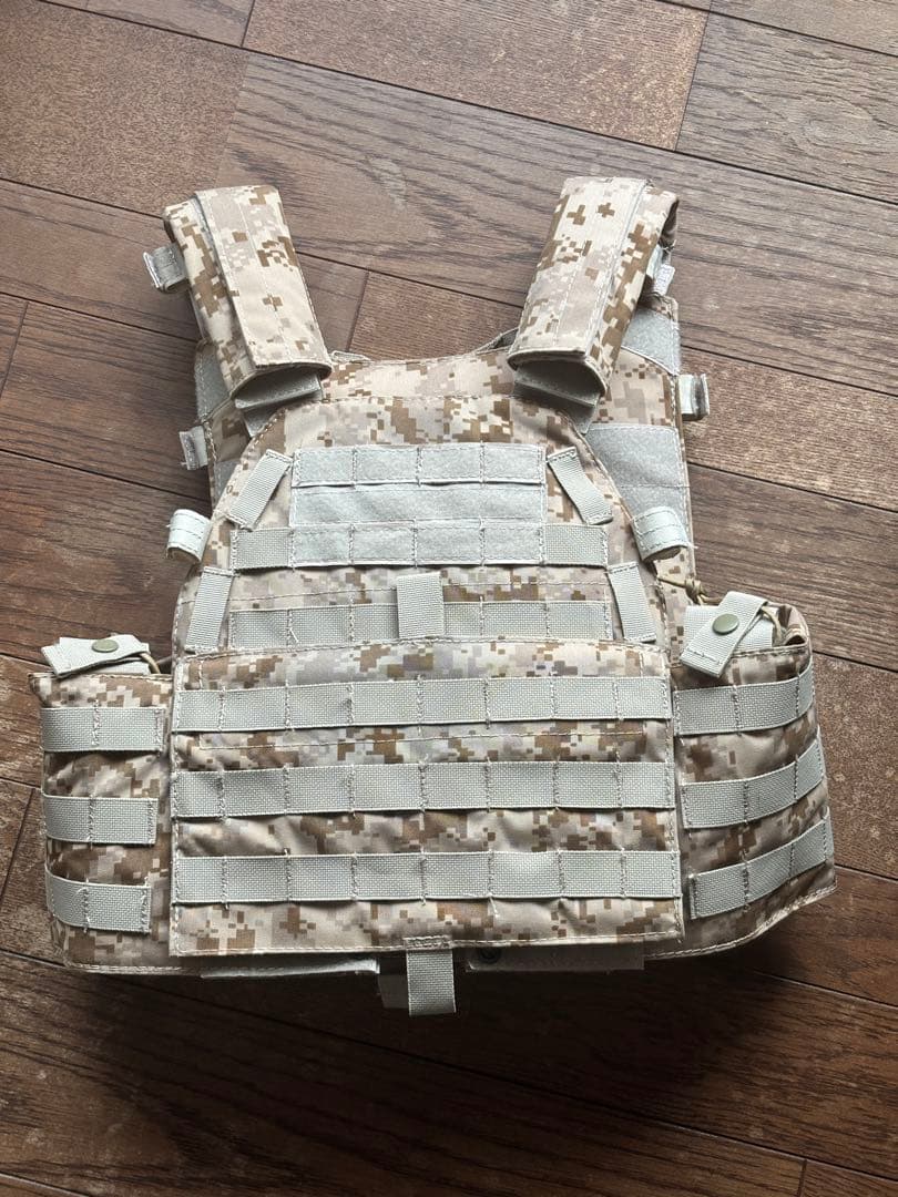 mil　　　TOY SOLDIER製　LBT-6094A AOR1 白パル