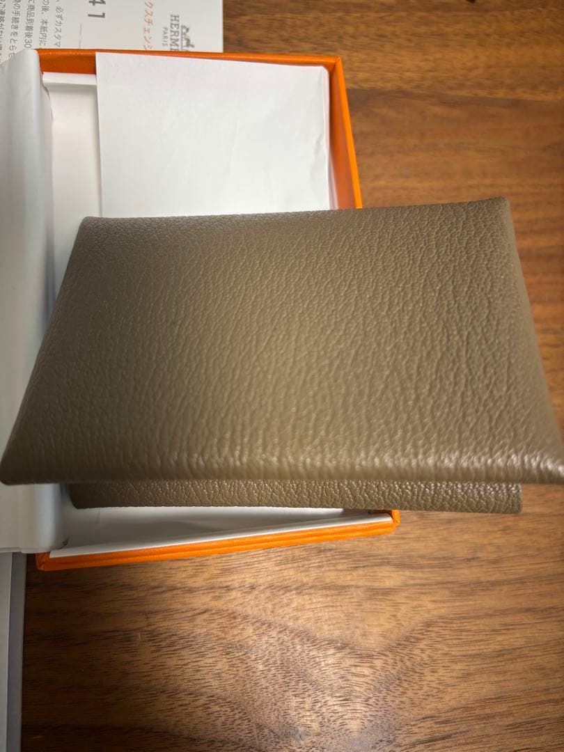 エルメス　カルヴィ　デュオコンパクト　新品