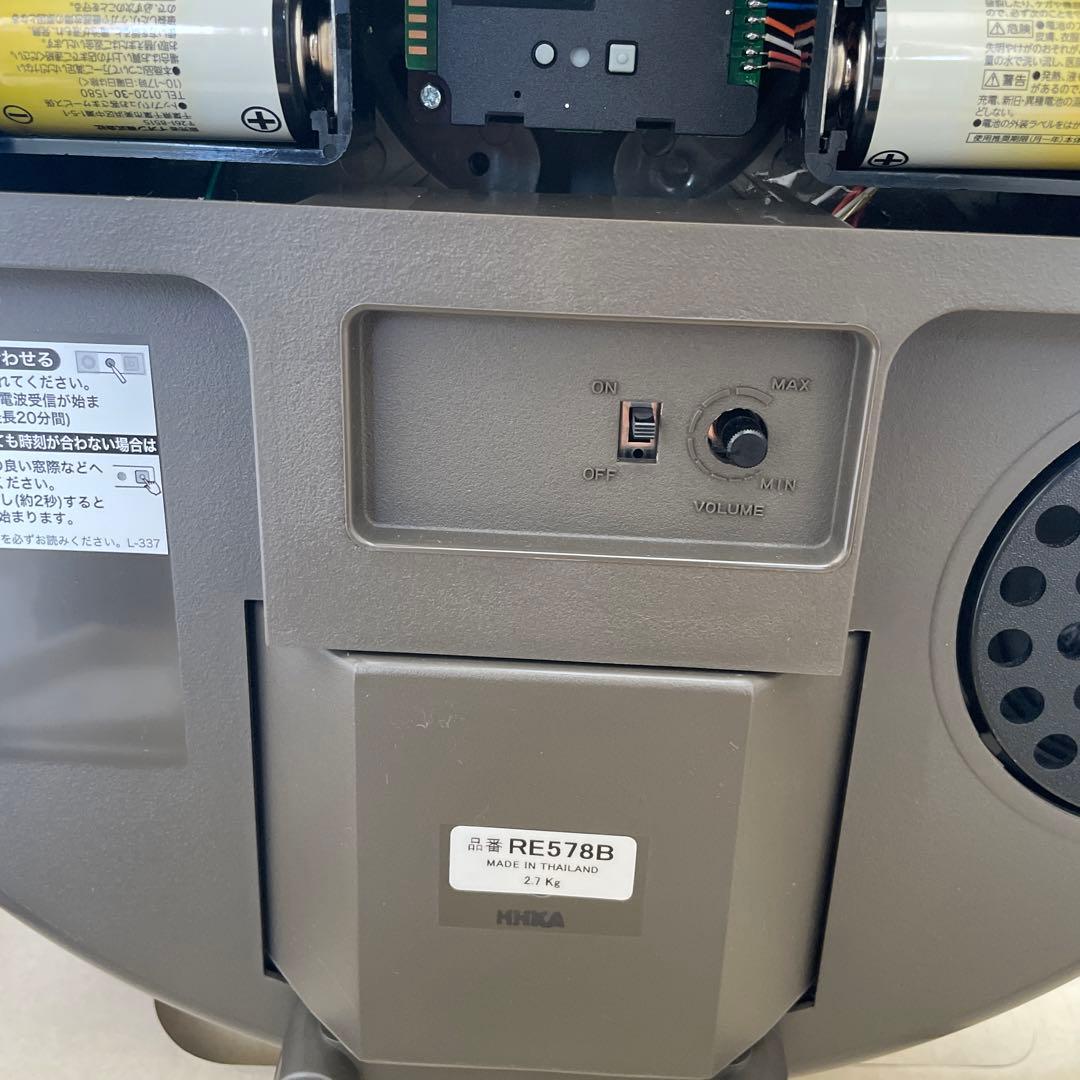 相談中箱付きセイコーSEIKO 掛時計 音楽機能付き電波クロック　スワロフスキー