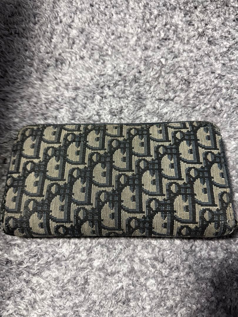 Dior ロゴパターン 長財布 最終値下げ 早い者順