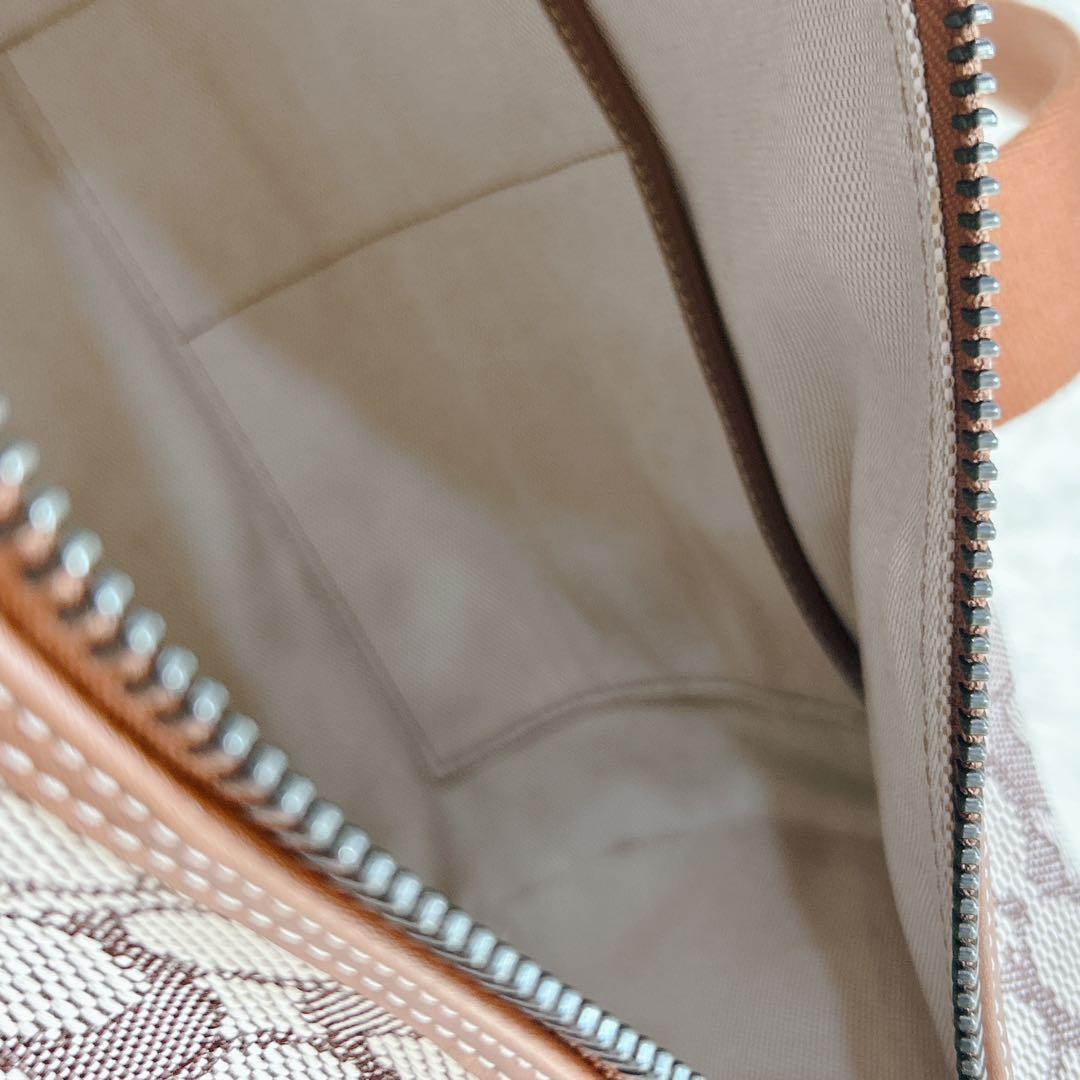 コーチ　ディズニー　レア　刺繍　シグネチャー　ボストン　ショルダー