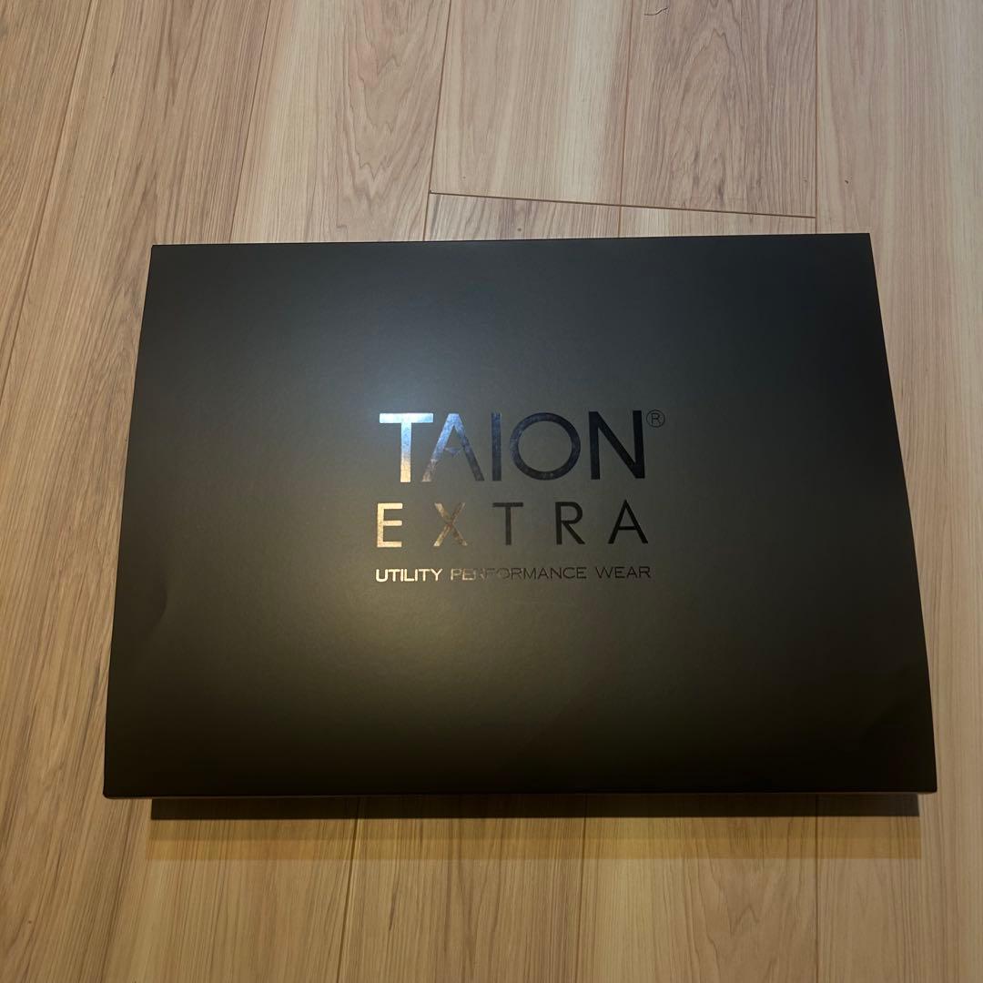 美品！TAION EXTRA ホワイト ダウンジャケット　S