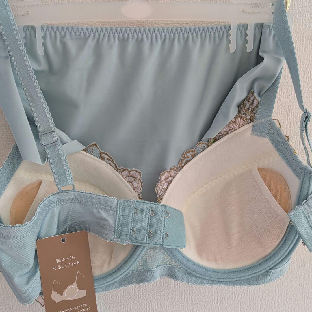 【新品】ワコール Wing レシアージュセットアップ 2点 ショーツ1点