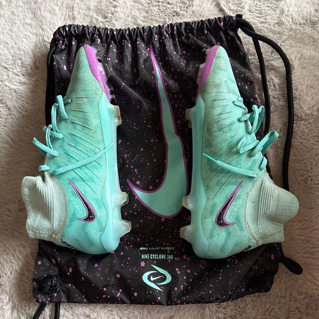 Nike Cyclone 360 サッカーシューズ ファントムGT