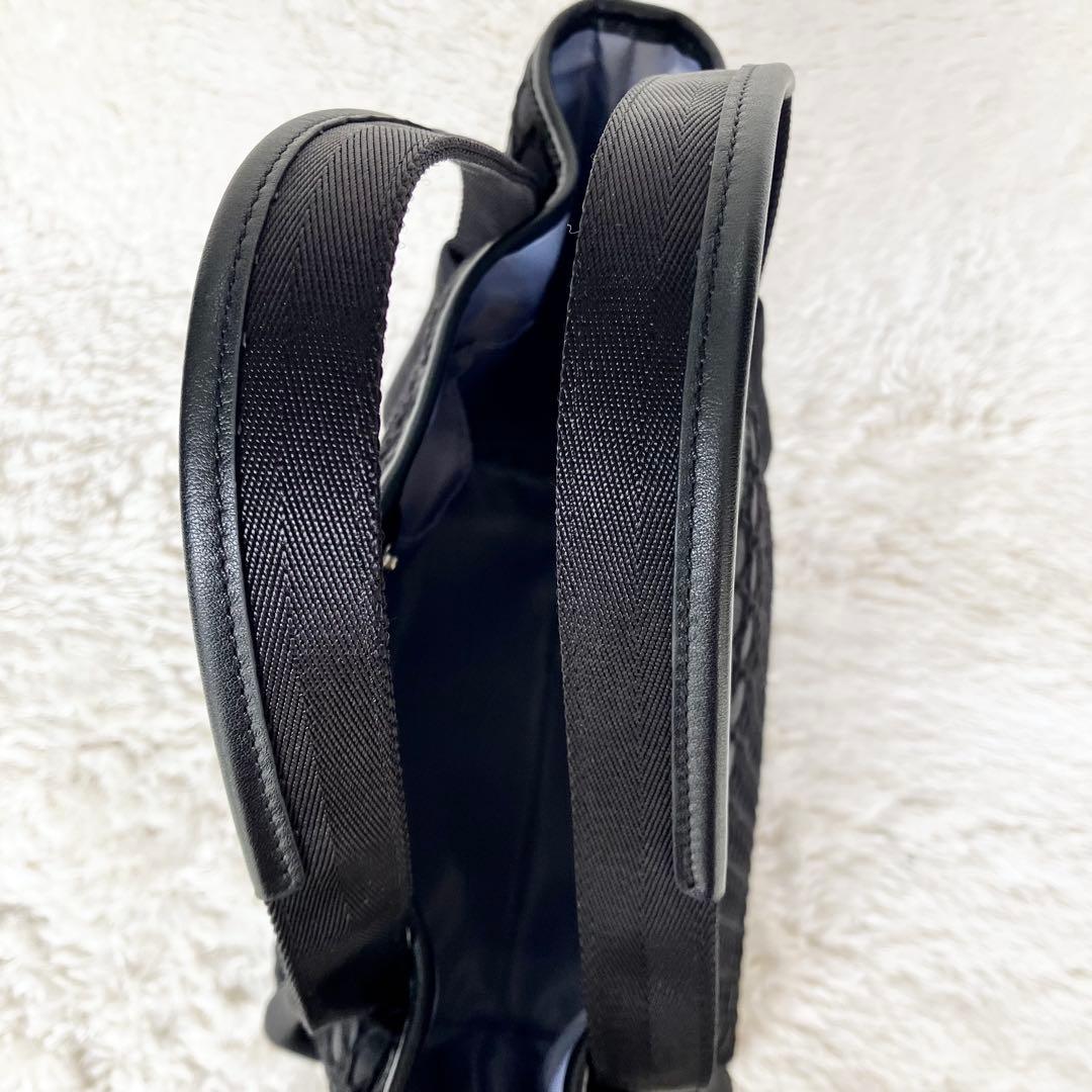 【極美品】LAQUOH　ラクーオ　トートバッグ　Sサイズ　ブラック　撥水加工