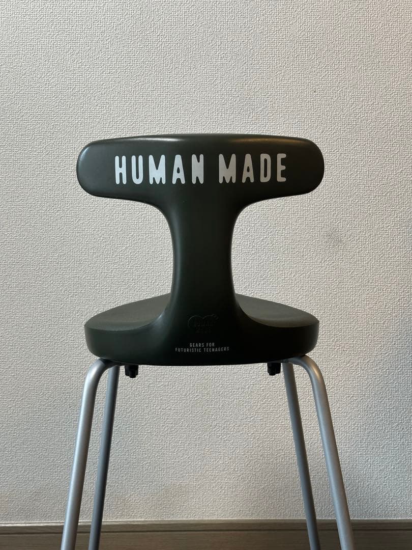 ayur chair x HUMAN MADEのコラボチェア