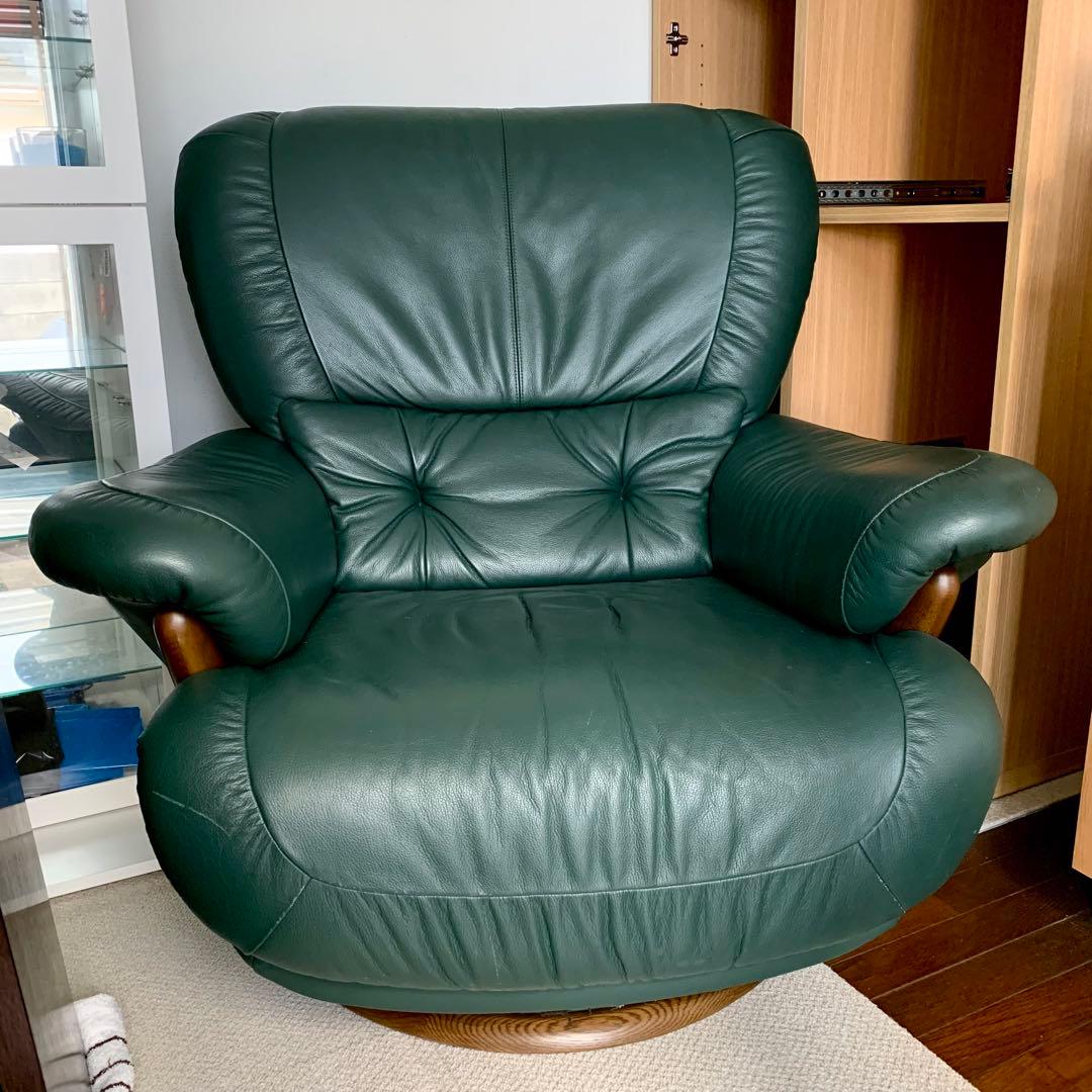 《 karimoku　カリモク 》1人掛けソファ　回転脚　グリーン　本革