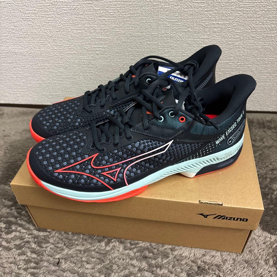 【目玉商品！！】Mizunoテニスシューズ