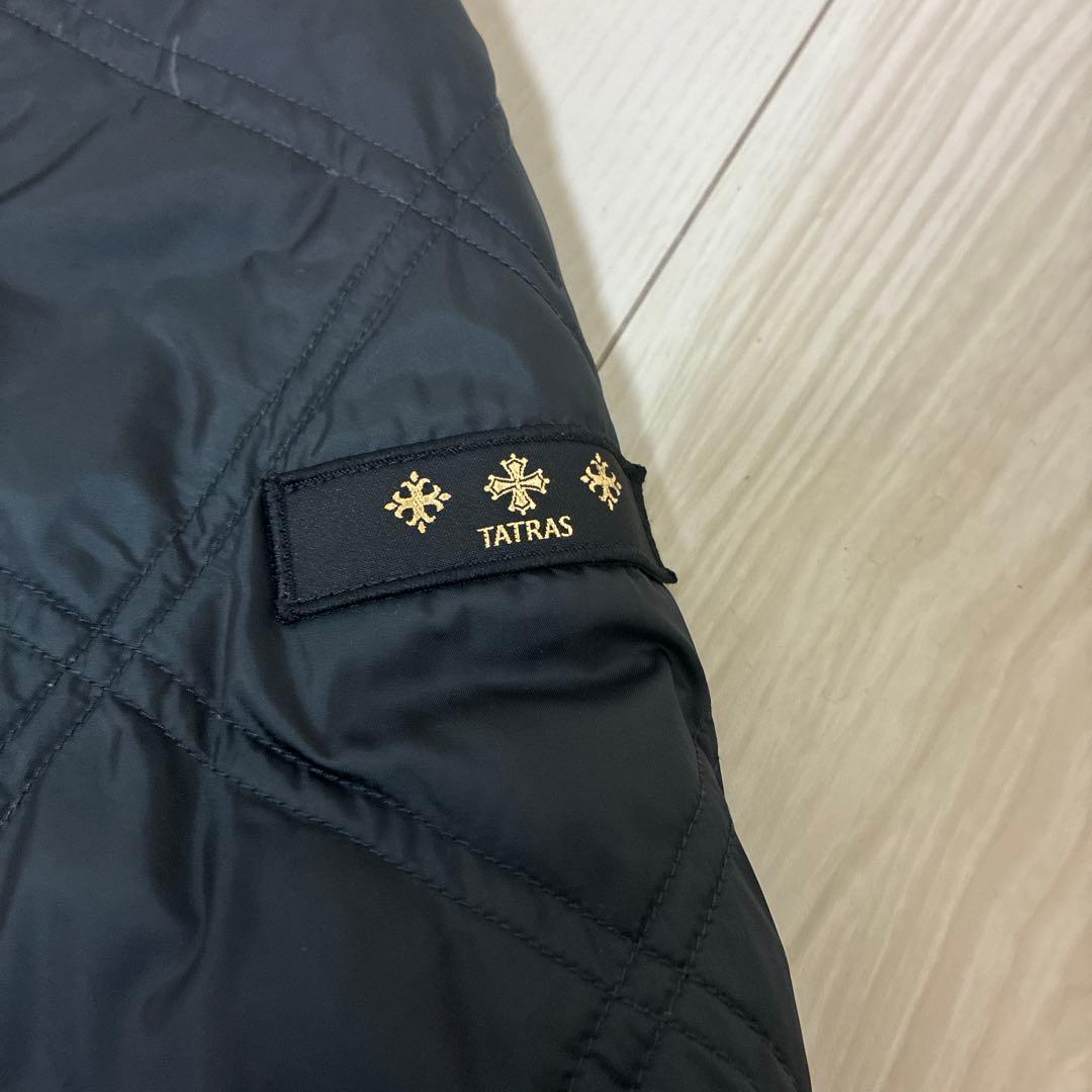 美品　タトラス セルディア ノーカラーライトキルティングダウン ブラック