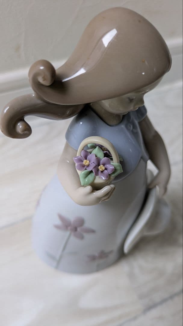 リヤドロ　リトル・バイオレット