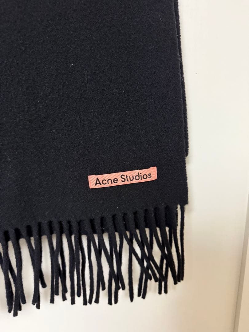 Acne Studios フリンジマフラー