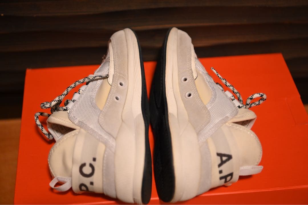 A.P.C. スニーカー ホワイト 23.5cm EU37