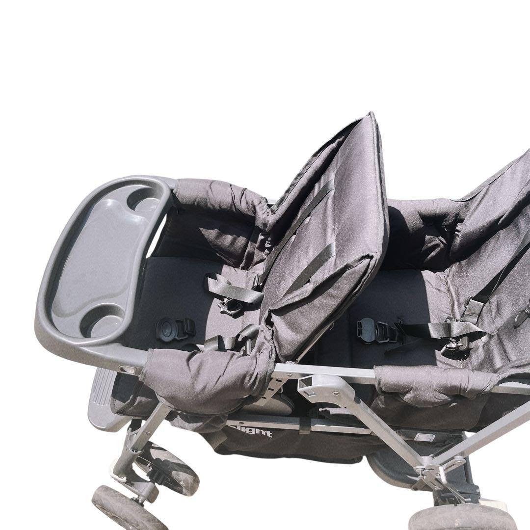 joovy ウルトラライトグラファイト 2人乗りベビーカー