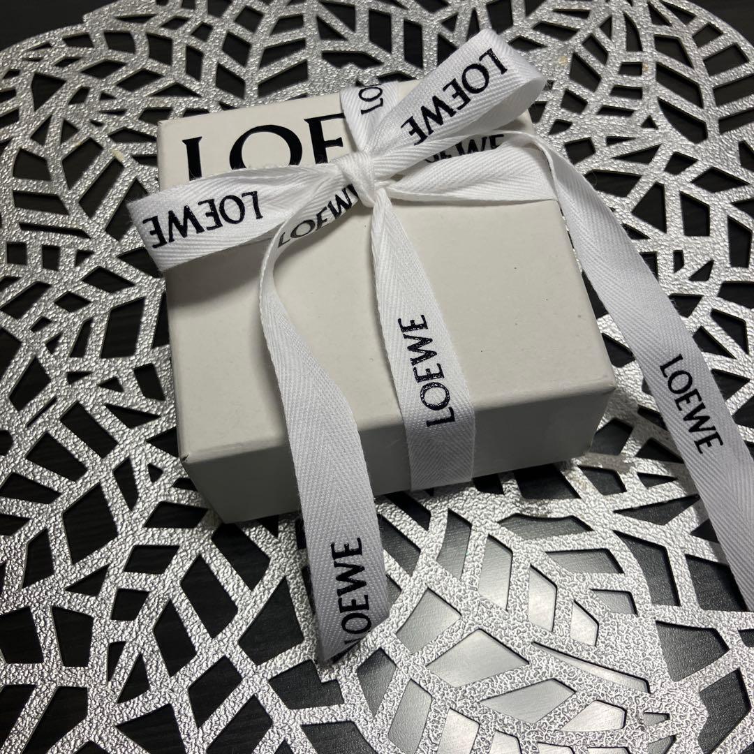 未使用　LOEWE ブラウンレザーブレスレット サイズS