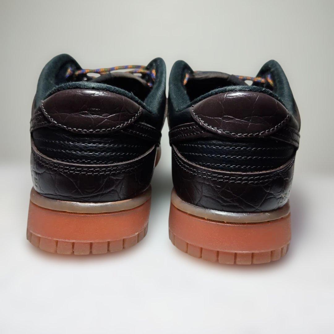 靴 NIKE DUNK LOW SE BLACK/VELVET BROWN